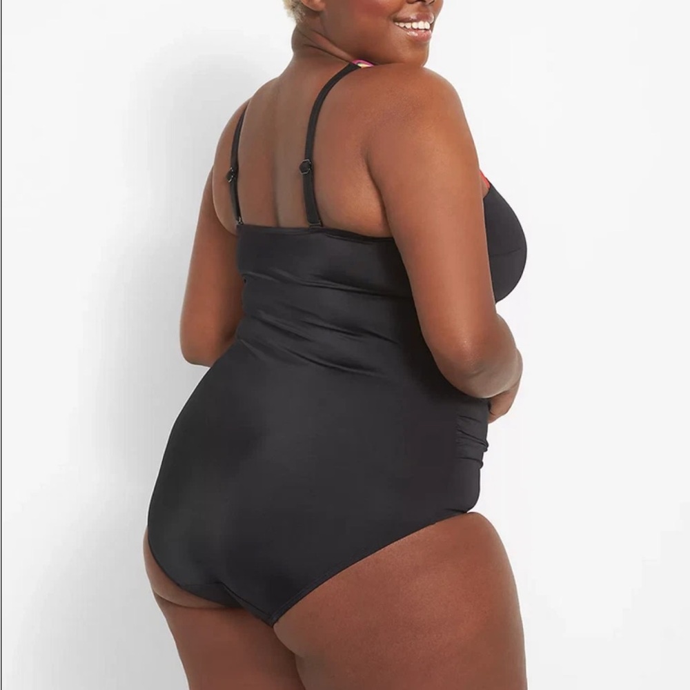Cacique Rainbow Strap Solid Black Lightly Lined One Piece Swimsuit SZ 24 NWT - Picture 2 of 5